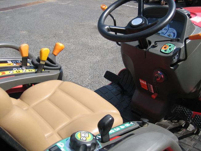 トラクター EF120 VUS4G 写真８