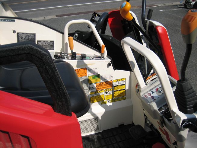 コンバイン Ee214W GJFL 写真８