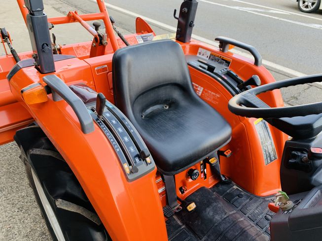 トラクター T22 写真４