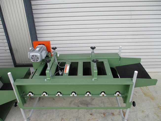 玉ねぎタッピングマシーン N-10-7GBⅡ 写真２