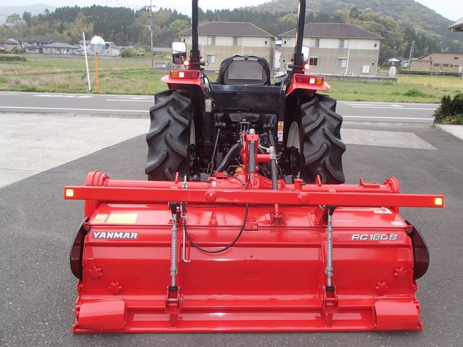 トラクター EG330J-YUHKS8A 写真４