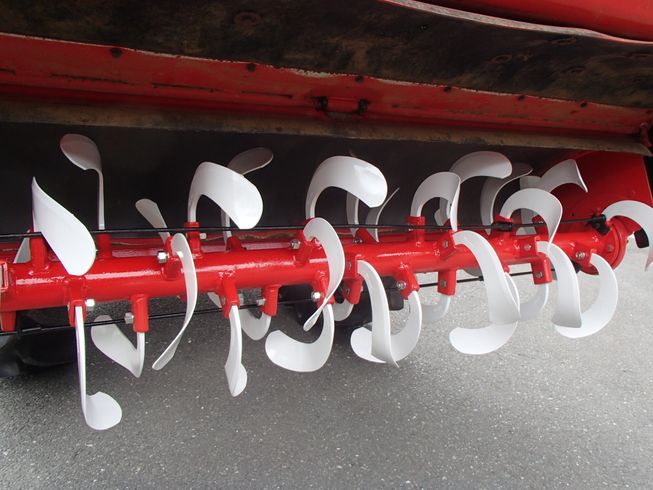 トラクター EG330J-YUHKS8A 写真６