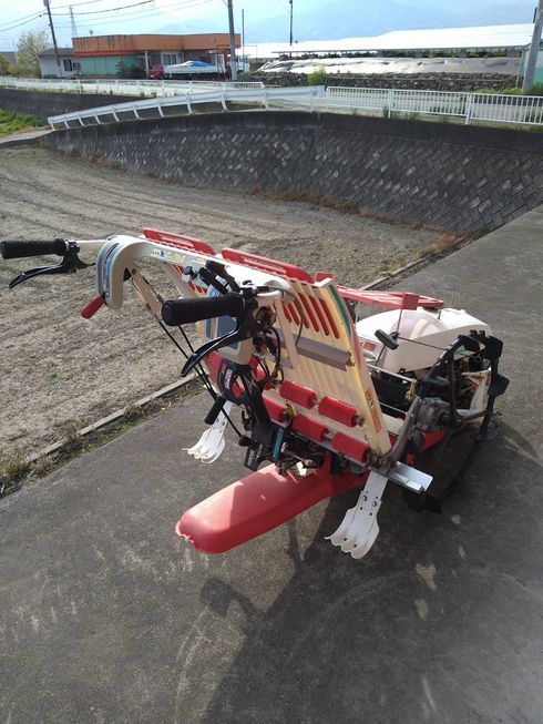 田植機 AP200 写真５