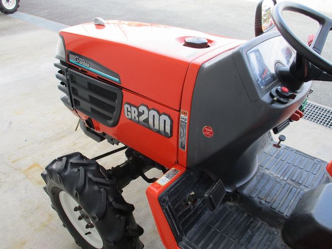 トラクター GB200-BSMA 写真４