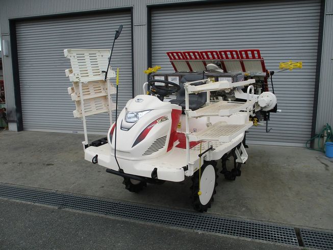 田植機 RG5X-XZUF 写真２