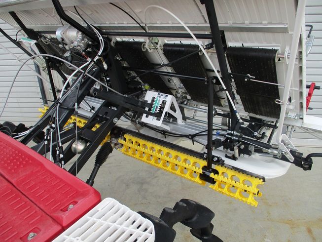 田植機 YR6J 写真６