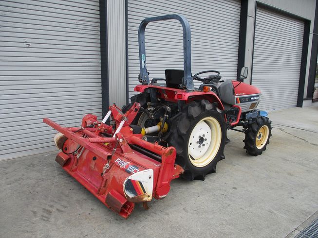 トラクター F230 写真２