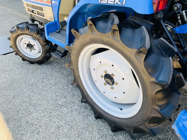 トラクター TF243 写真８