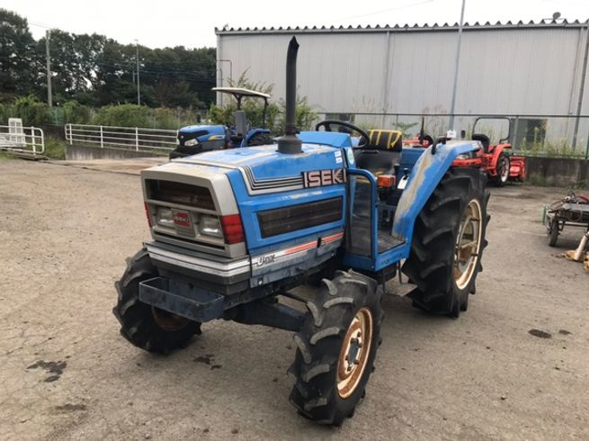 イセキ トラクター 写真