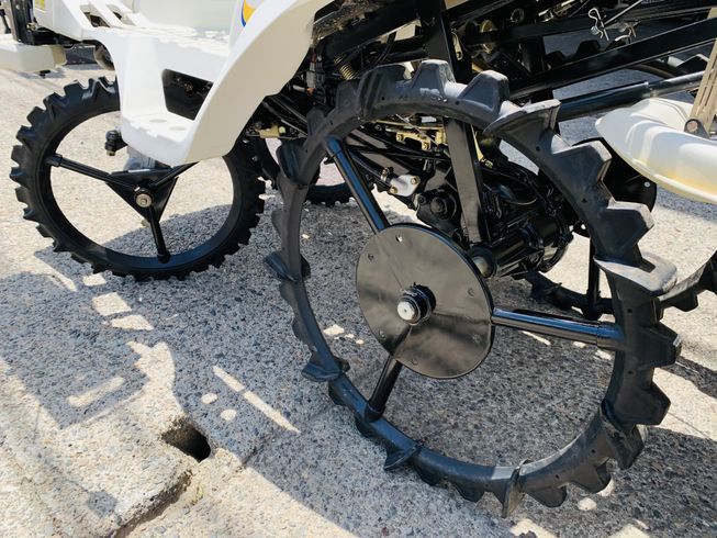 田植機 Pe-1X 写真９