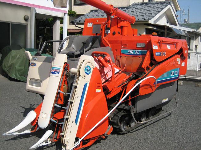 コンバイン SR18JGDW 写真２