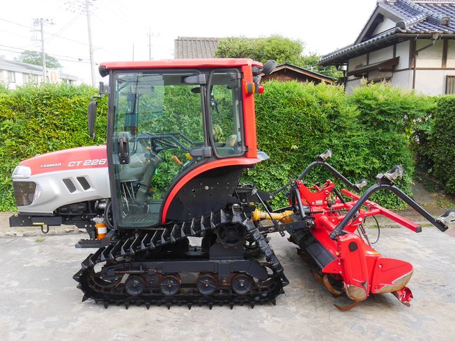 トラクター CT226 写真２
