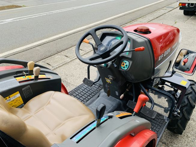 トラクター EF226 写真５