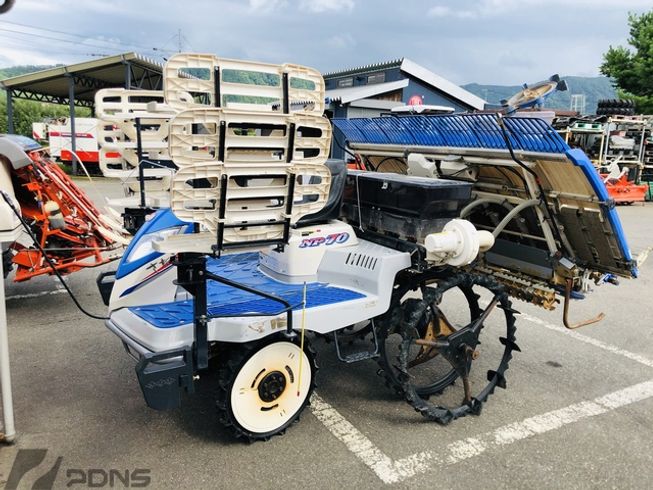 田植機 NP70-GLF 写真２