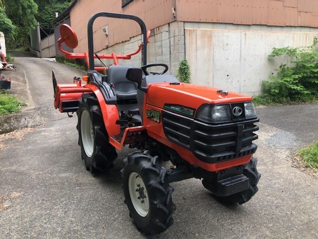 トラクター GB200（F） 写真２