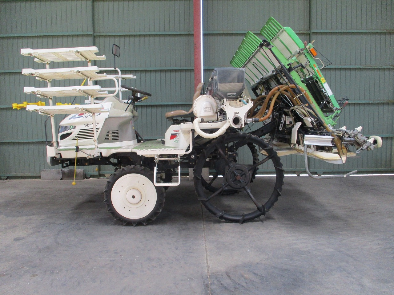 田植機 VP8D 写真３