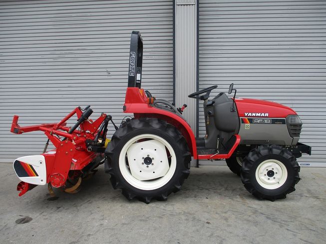 トラクター AF18 写真２