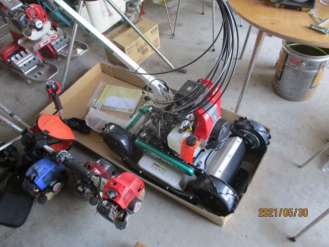 畦草刈機 SP852AF 写真３