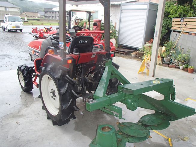 トラクター Ｆ-180ＤＶＰＵ作業機仕様 写真２