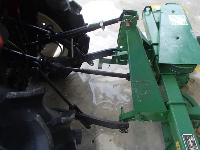 トラクター Ｆ-180ＤＶＰＵ作業機仕様 写真７