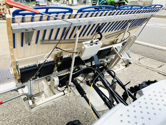 田植機 PPZ4 写真８