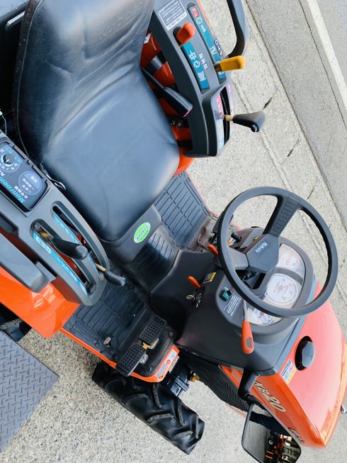 トラクター KB20F 写真６