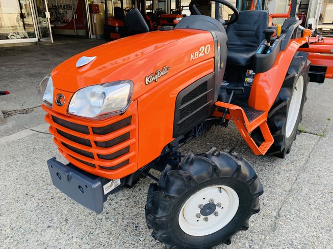 トラクター KB20F 写真３
