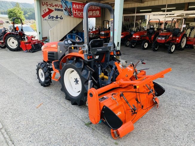 トラクター KB20F 写真４