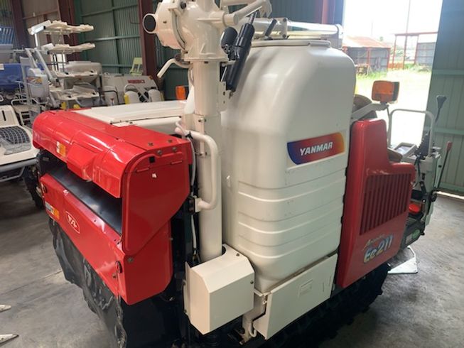 コンバイン Ee211 写真７