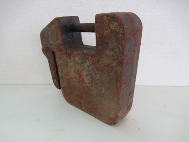 フロントウェイト 不明　岐阜 写真２