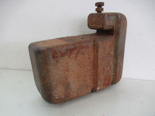 フロントウェイト 不明　岐阜 写真２