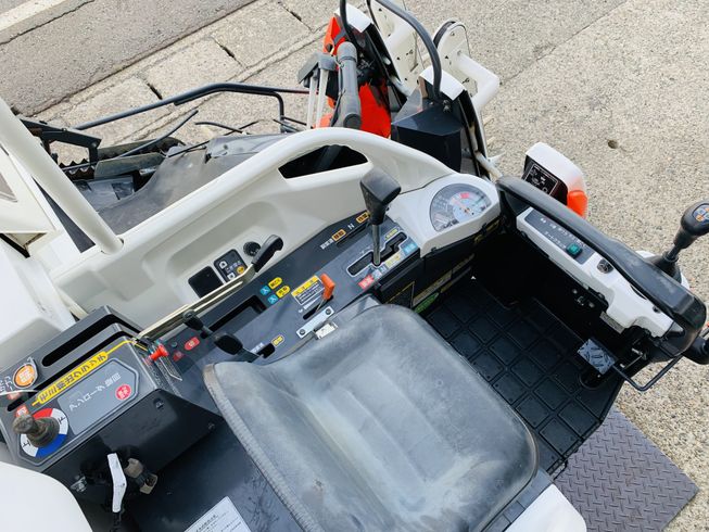 コンバイン ARN323 写真７