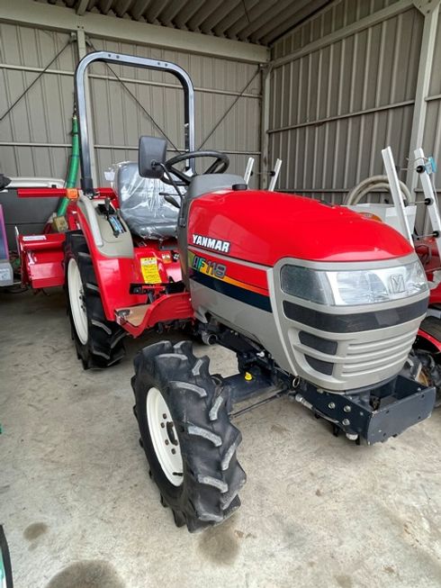 トラクター AF118UVP 写真４