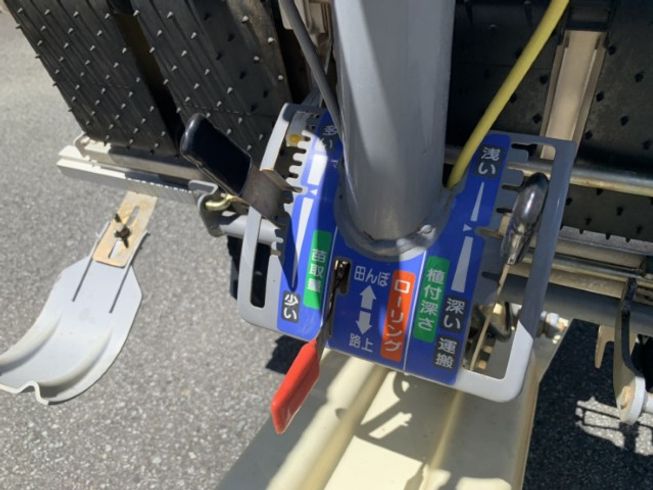 田植機 PC2D-70 写真５