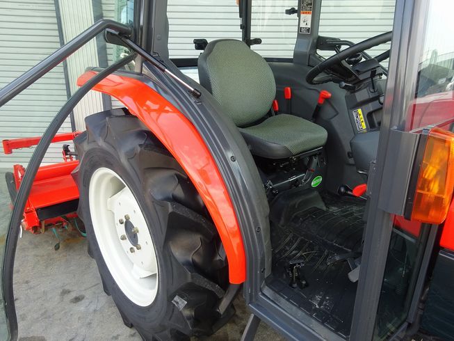 トラクター KL270QBMARP 写真５