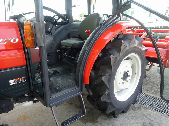 トラクター KL270QBMARP 写真６