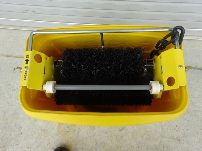 苗箱洗浄器 LSC-4 写真３