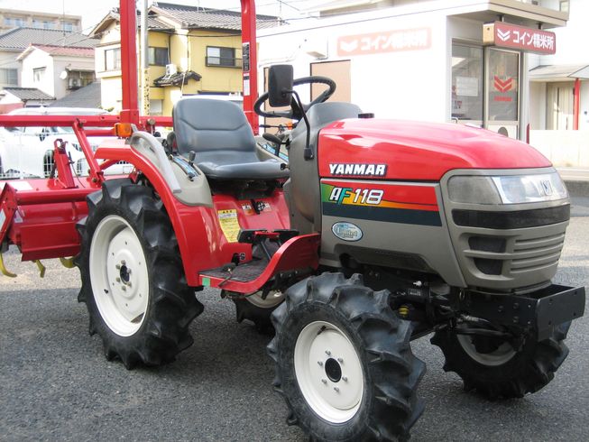 トラクター AF118VPUS4M 写真３
