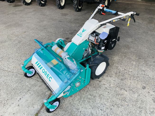 オーレック 草刈機 写真