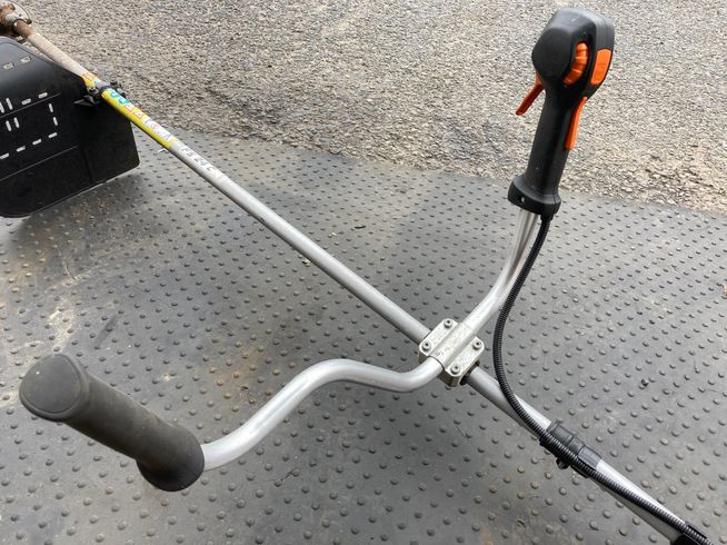 草刈機 FS24C【P5831967】 写真３