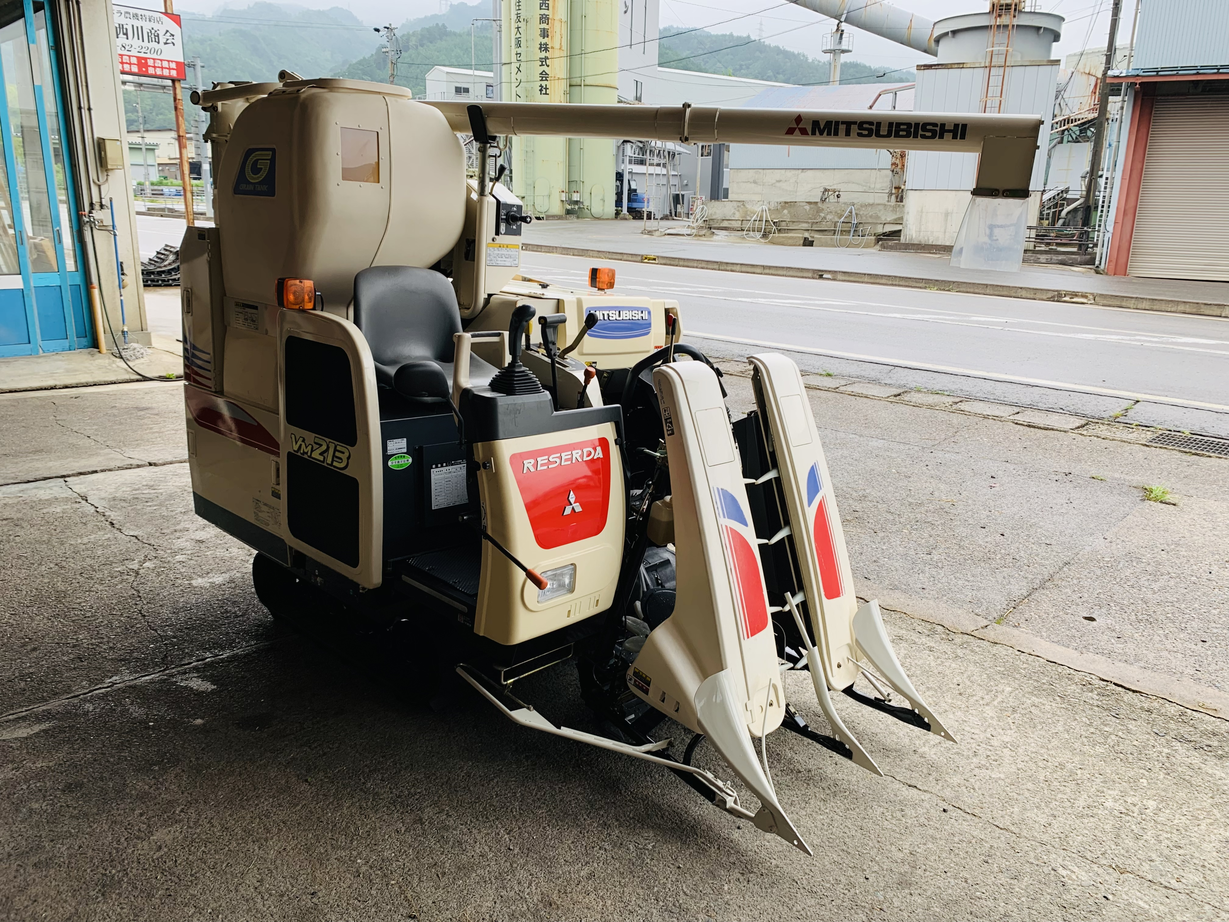 コンバイン VM213G 写真２