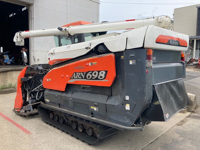 コンバイン ARN698 写真２