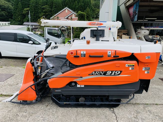 コンバイン ARN219-GDXW 写真３