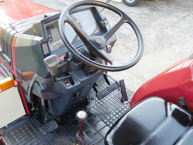 トラクター MT246 写真５