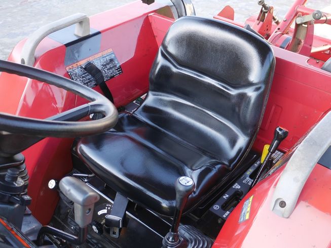 トラクター MT246 写真６