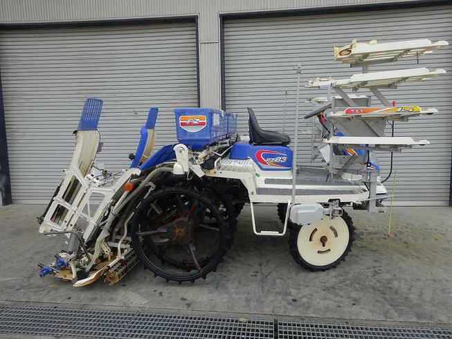 田植機 PZ83 写真５