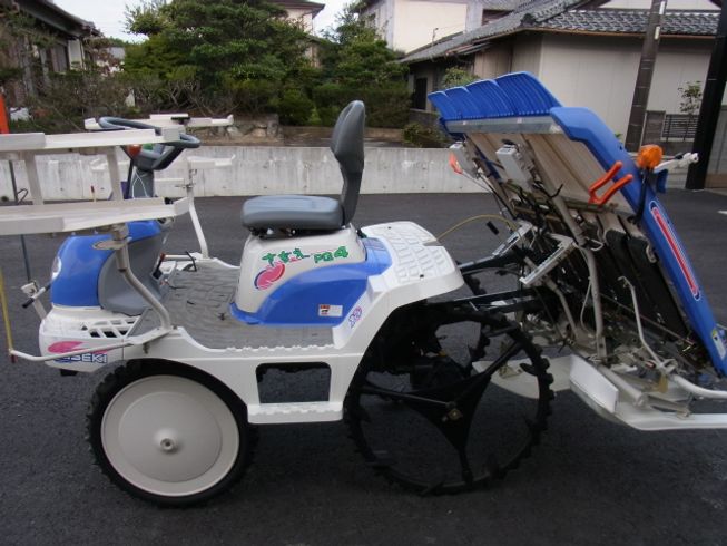 田植機 PQ４ 写真４