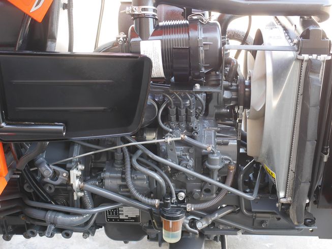 トラクター KB21 写真９