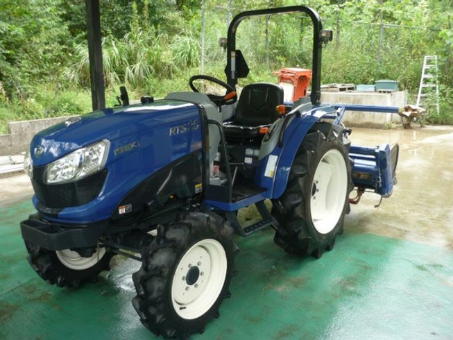 イセキ トラクター 写真