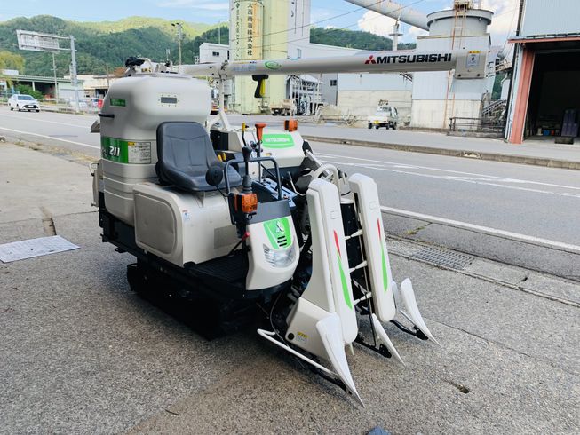 コンバイン VMA211G 写真２